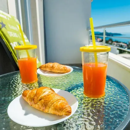 Nikolina - Double With Balcony And Sea View Διαμέρισμα